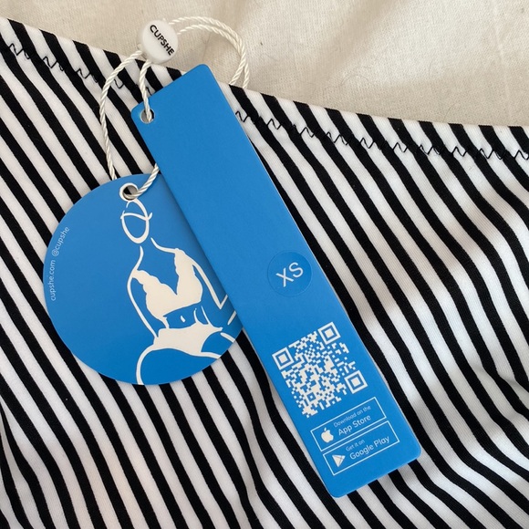 Cupshe bikini, XS - Picture 3 of 3